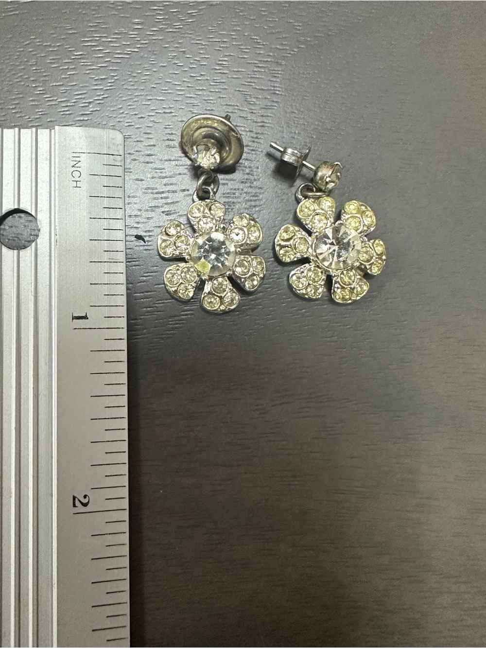 2 pairs Crystal and Flower Drop Earrings - Clear and Gold